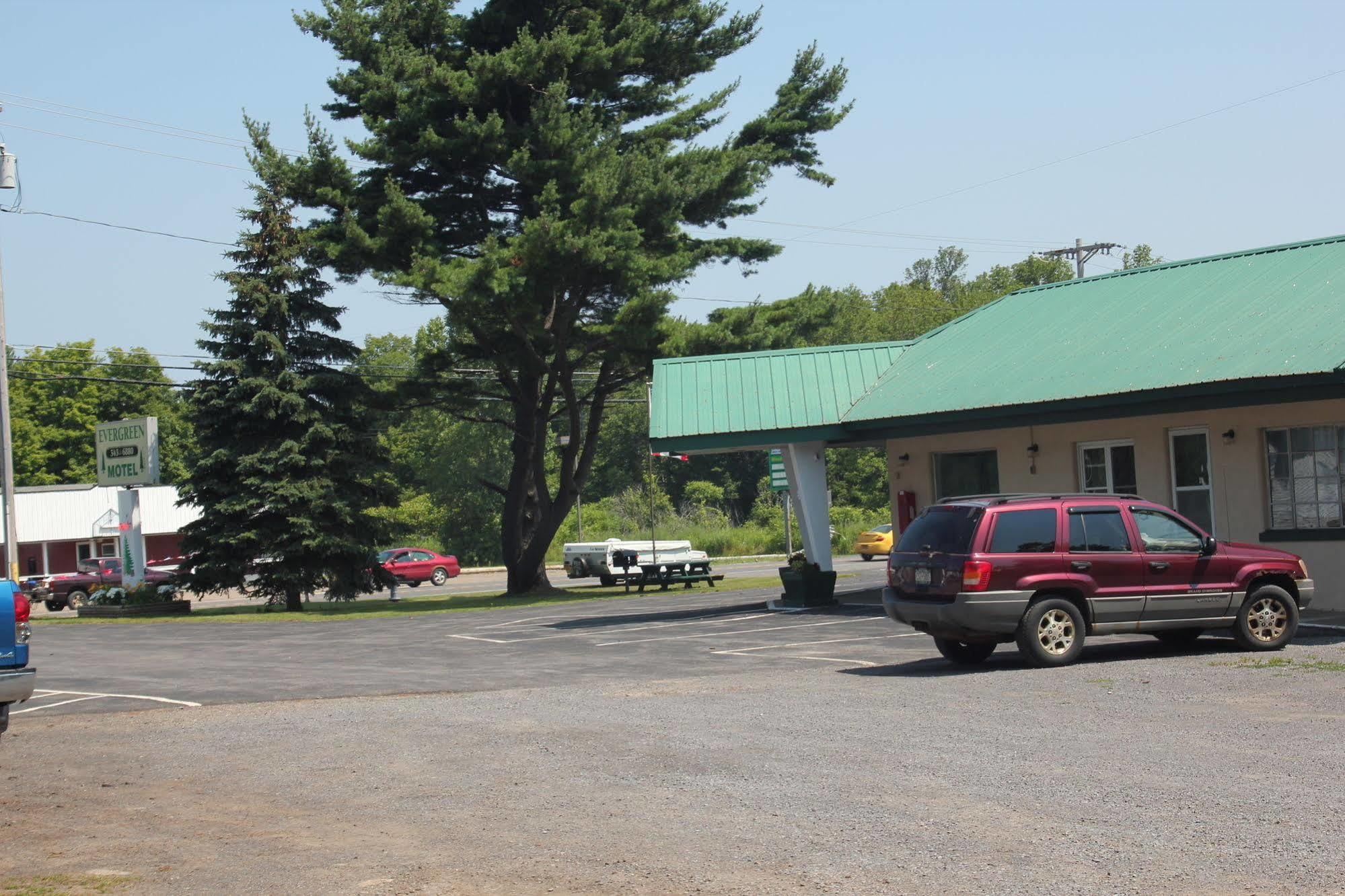 Evergreen Motel Oswego Zewnętrze zdjęcie